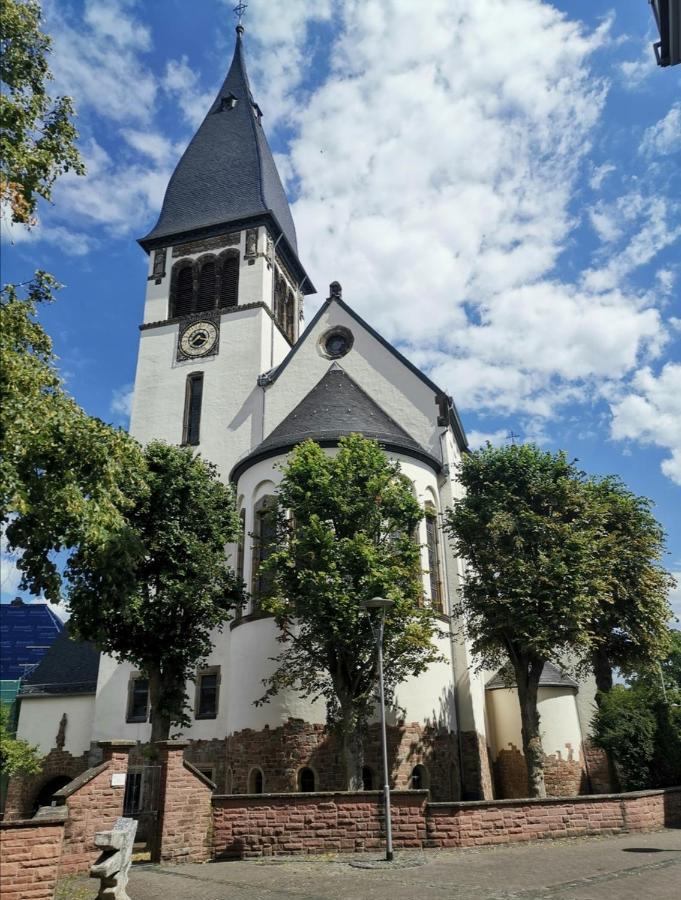 Hotel-Pension Zum Hirsch Хаттерсхайм Экстерьер фото