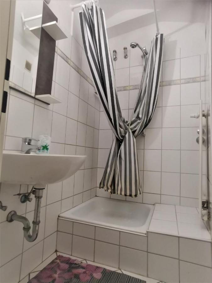 Hotel-Pension Zum Hirsch Хаттерсхайм Экстерьер фото