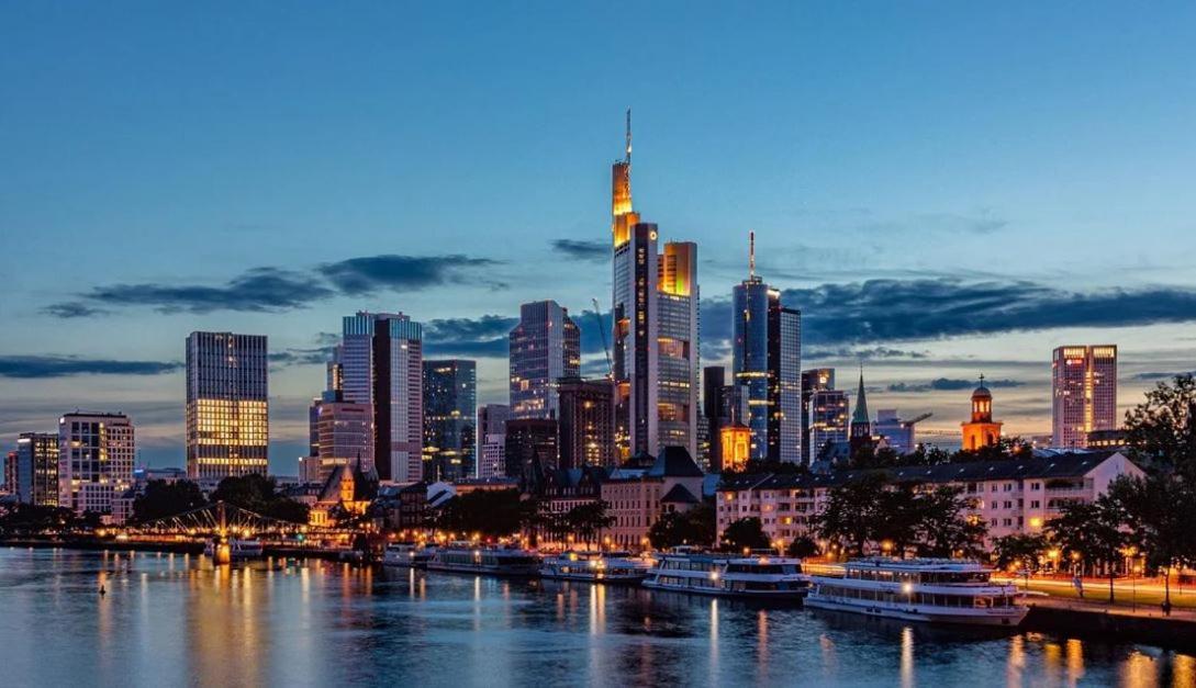 Hotel-Pension Zum Hirsch Хаттерсхайм Экстерьер фото