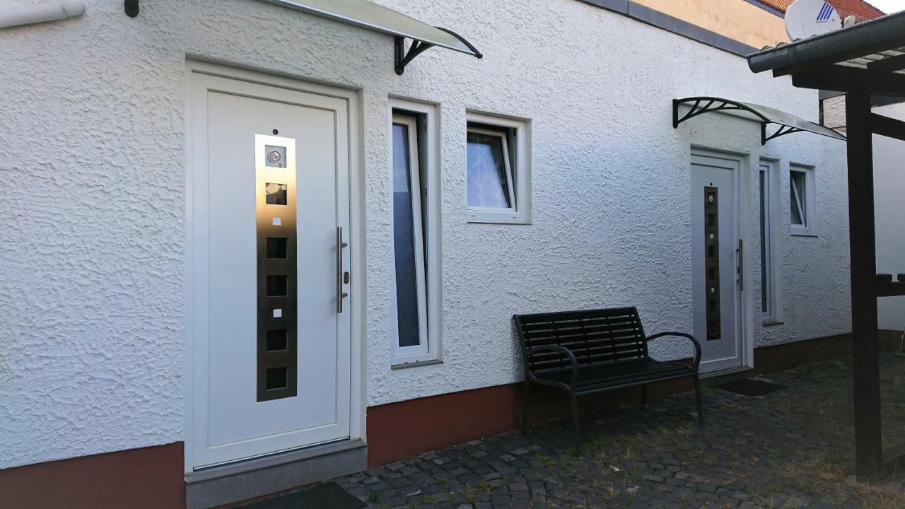 Hotel-Pension Zum Hirsch Хаттерсхайм Экстерьер фото